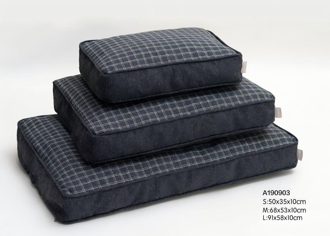 A190901 Dog Bed