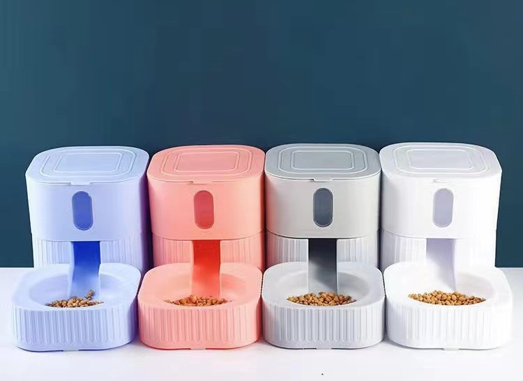 B026 Pet Food Feeder